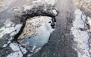 Znikną dziury z ulicy Cementowej w Olsztynie